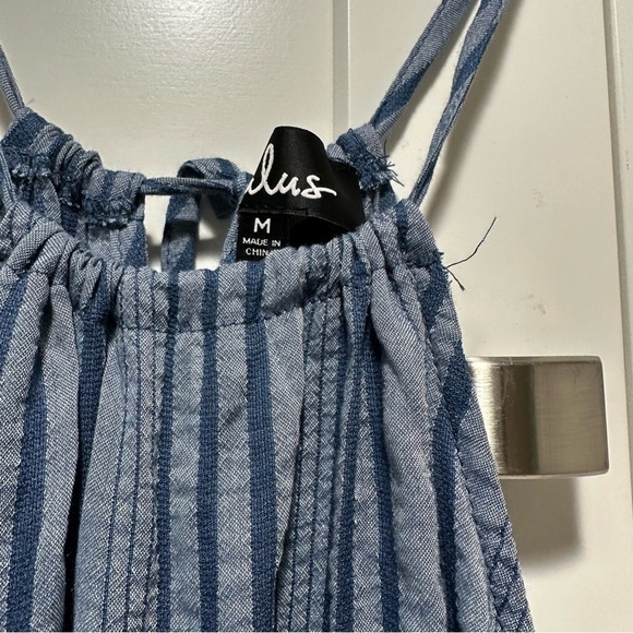 Lulu’s Destination Vacay Blue Striped Halter Wide-Leg Jumpsuit Size Medium - Picture 9 of 10